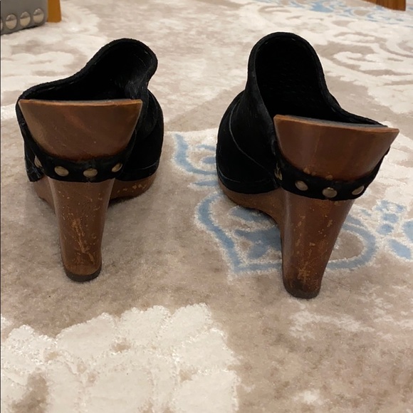 Michael Kors Clogs - Picture 3 of 3
